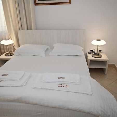 Aparthotel Shkodra ดูร์เรส ภายนอก รูปภาพ
