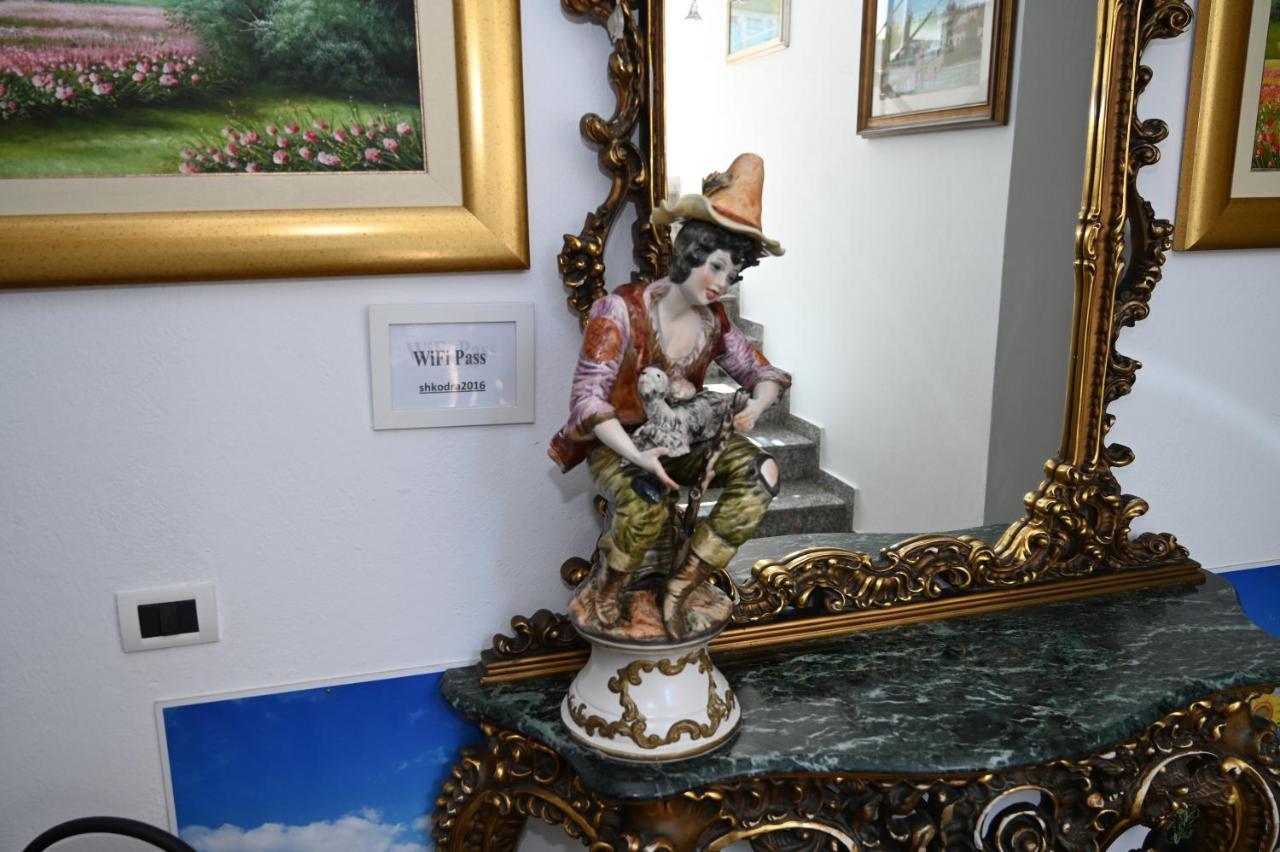 Aparthotel Shkodra ดูร์เรส ภายนอก รูปภาพ