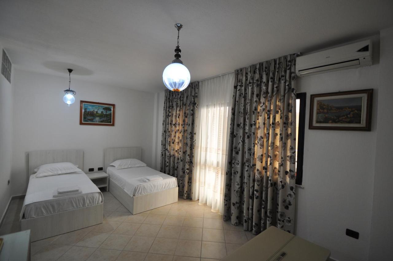 Aparthotel Shkodra ดูร์เรส ภายนอก รูปภาพ