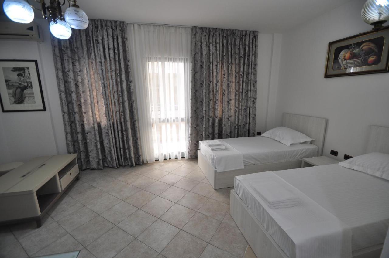 Aparthotel Shkodra ดูร์เรส ภายนอก รูปภาพ